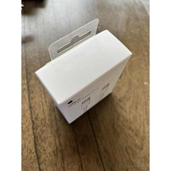 New Apple USB-C to USB-C Cable MacBook Pro Air Charger 2m - 100% Genuine - Picture 4 of 5
